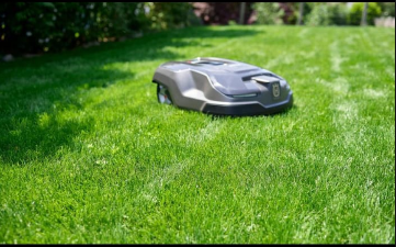 Robot Lawn Mower – Smart Automatic Lawn Cutting System with GPS & App Control