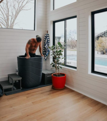 Cold Plunge Tub – Premium Insulated Ice Bath Tub with Digital Temperature Control